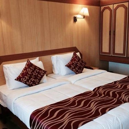 Hotel Swagath Bangalore Esterno foto