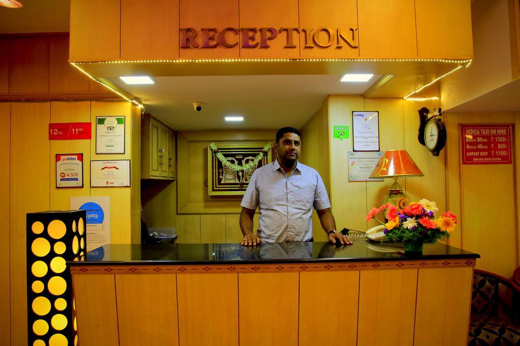 Hotel Swagath Bangalore Esterno foto