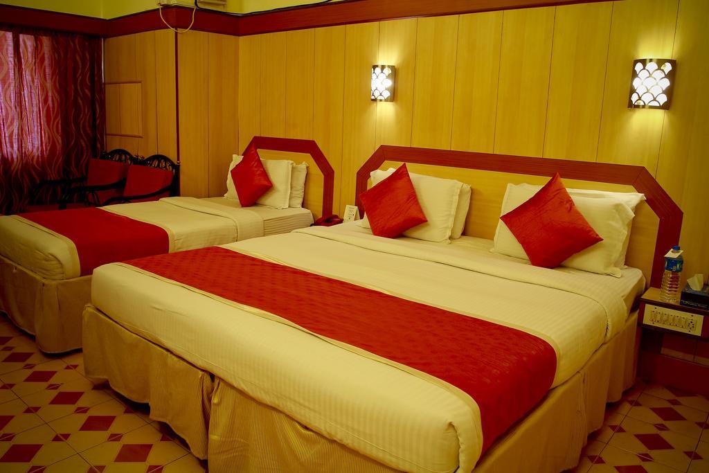 Hotel Swagath Bangalore Esterno foto